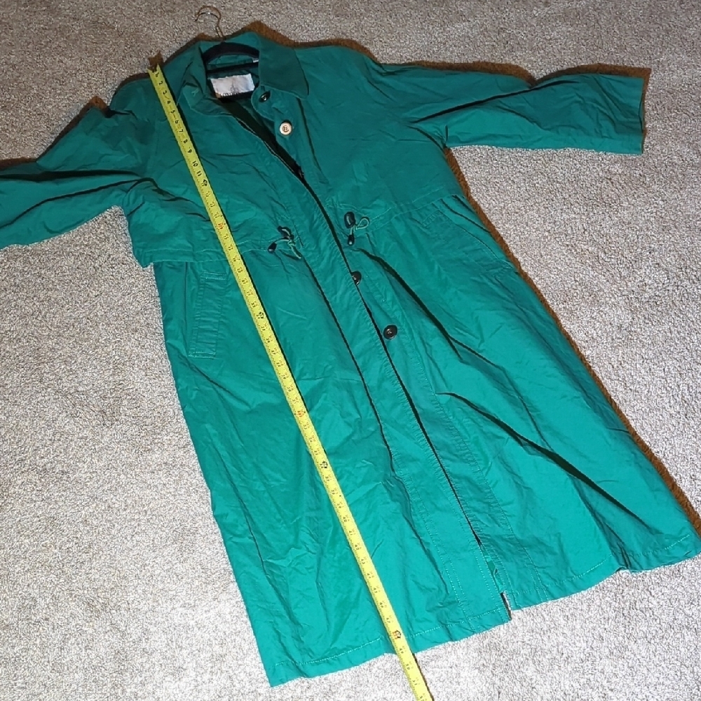 Vintage London Fog Emerald Trench Coat - Picture 8 of 11